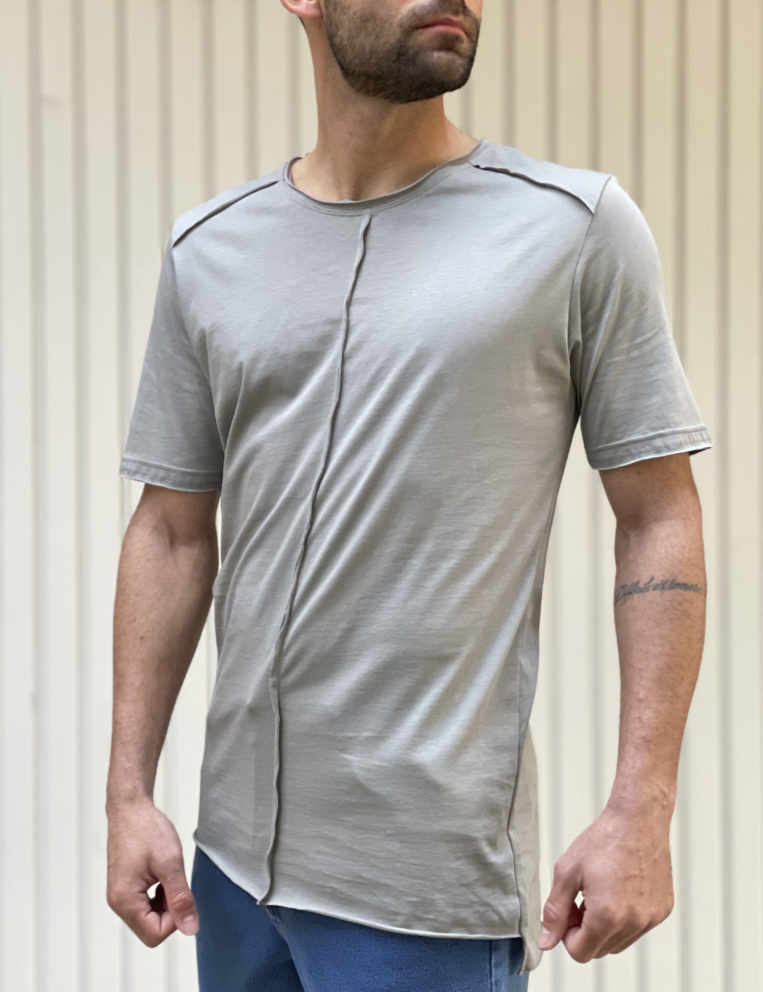 NDC ανδρικό γκρι ασύμμετρο T-shirt με ραφή 232917G φωτογραφία